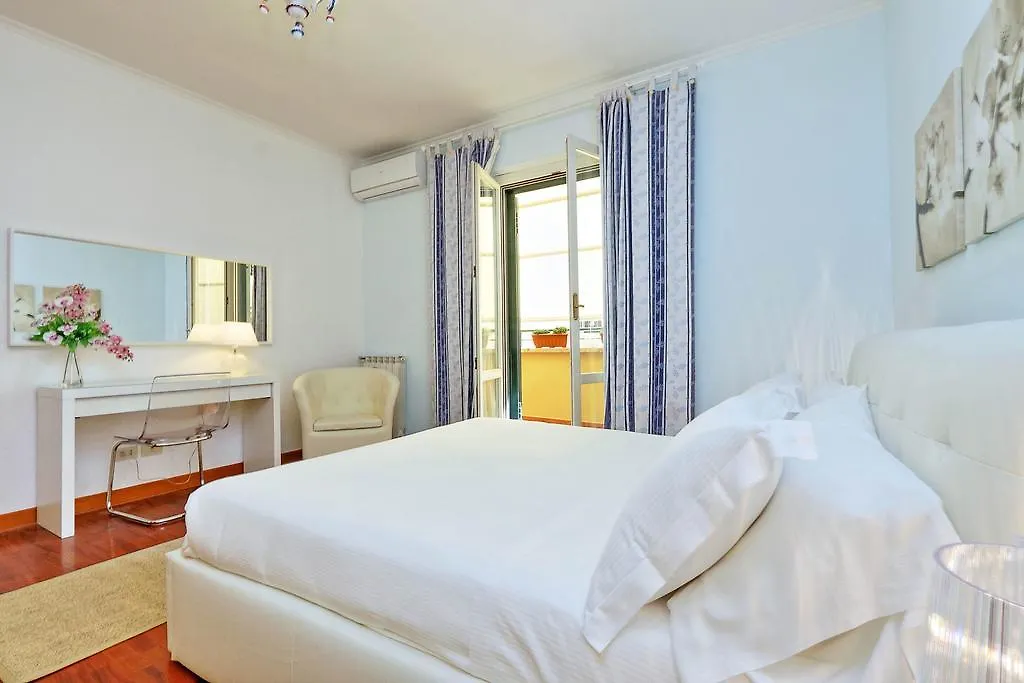 Mecenate Charme Apartment Italy